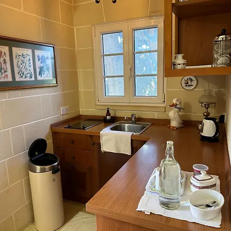 セルムネット マルタ ホームステイ