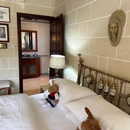 セルムネット マルタ ホームステイ *