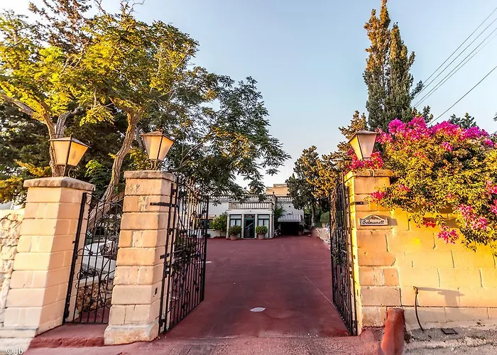 Selmunett Séjour chez l'habitant Naxxar