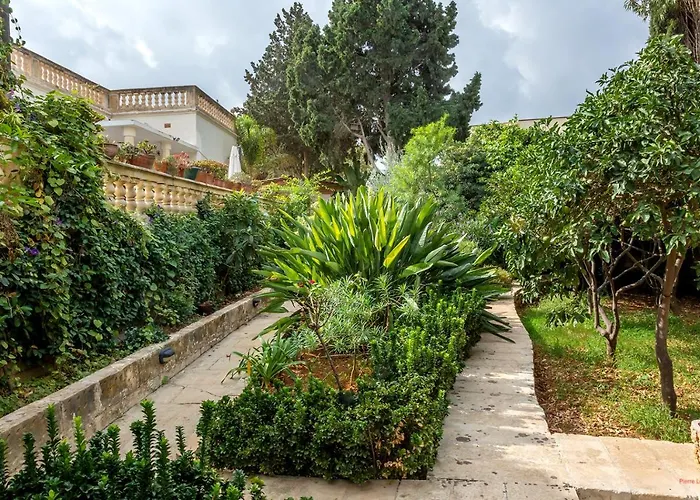 Gazde/Camere de închiriat Selmunett *