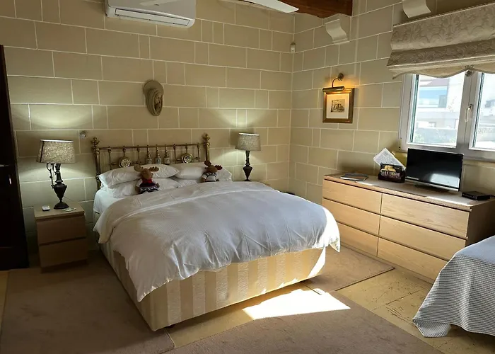 Gazde/Camere de închiriat Selmunett